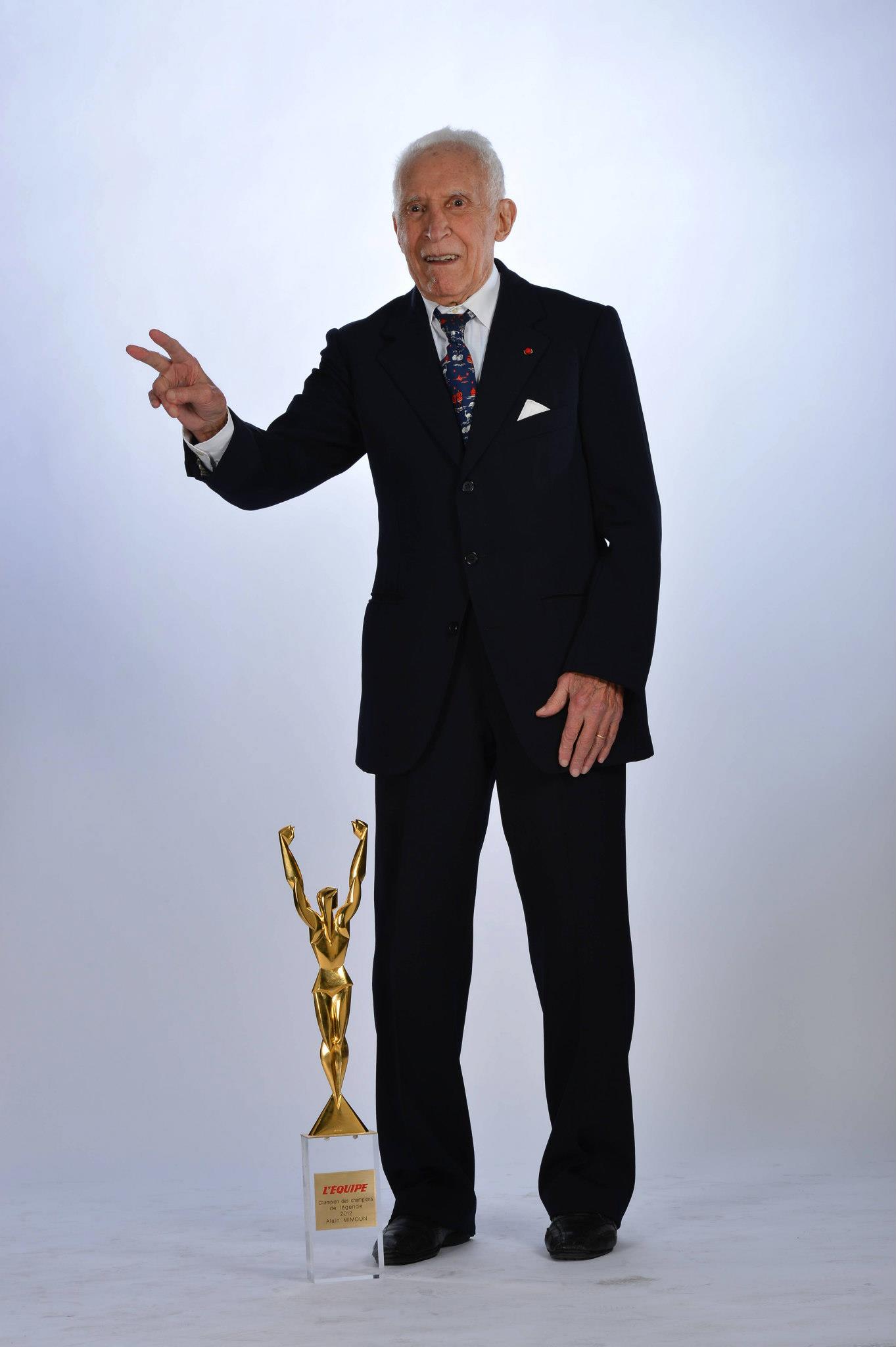 193209_10151150488417066_600133422_o