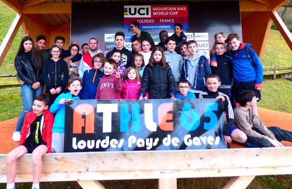 22375636_10212373125916758_1390163362_o - Copie